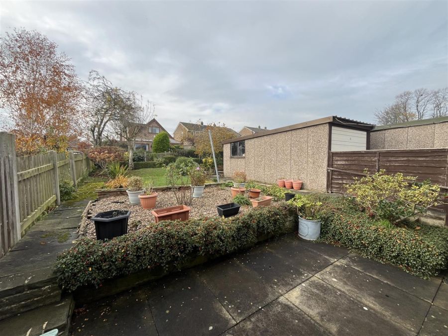Photo of Escroft Close, Wyke, Bradford