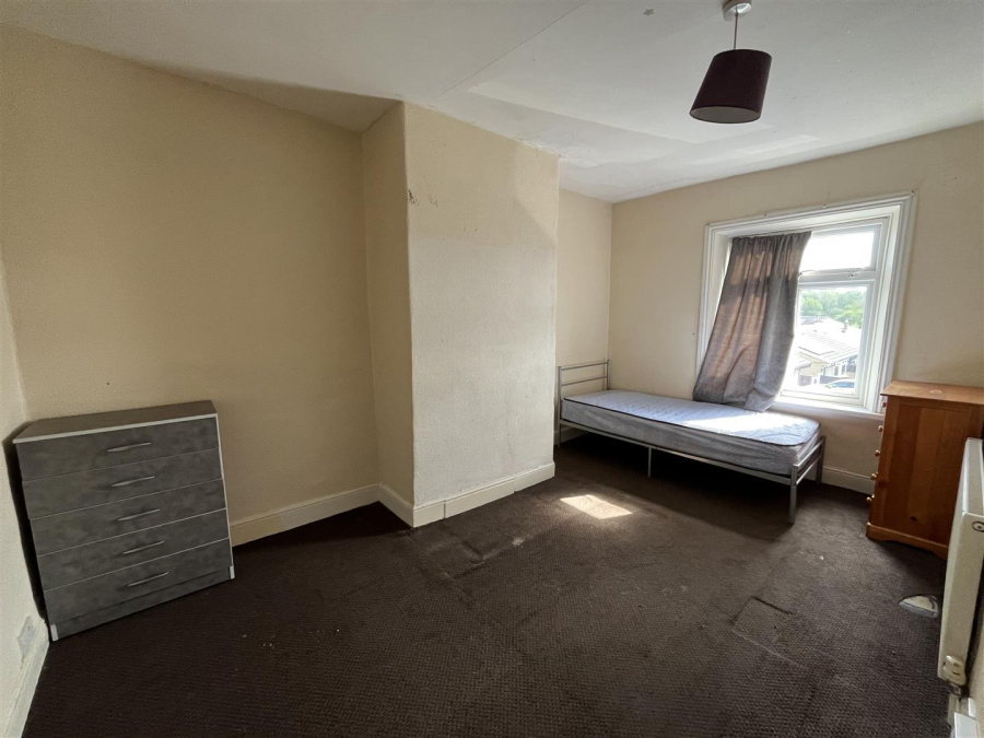 Photo of Coronation Street, Oakenshaw