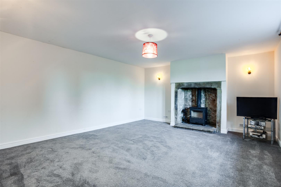 Photo of Cliff Hollins Lane, Oakenshaw, Bradford