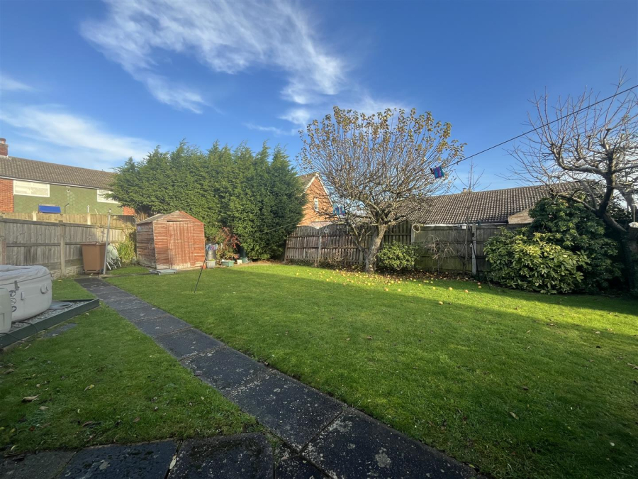 Photo of Greenacre Close, Wyke, Bradford